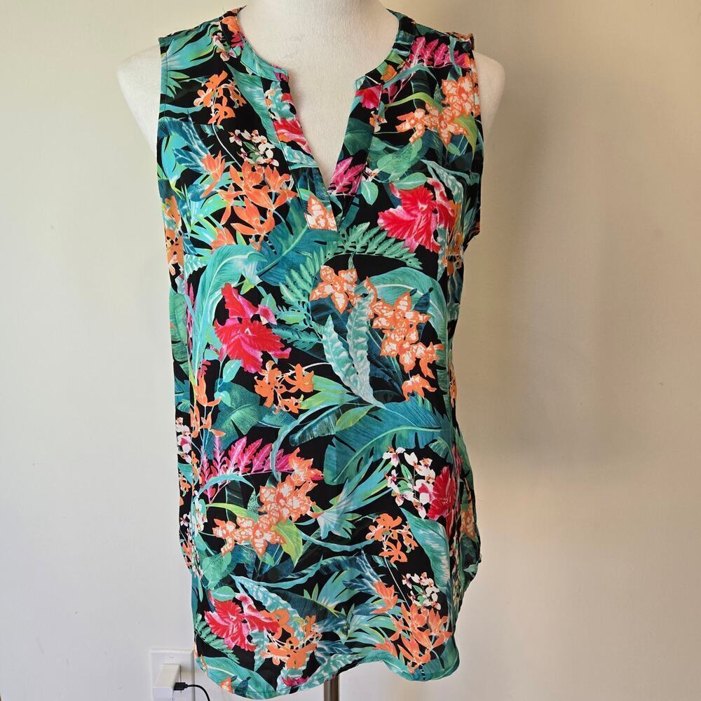 Adrianna Papell Sleeveless Green Floral Blouse Size M Open neck Tropical Summer